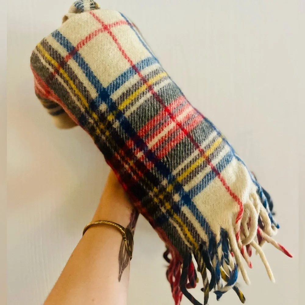 1930s Curvon Woolen Mills Virgin Wool Americana Heritage Plaid Fringe Throw